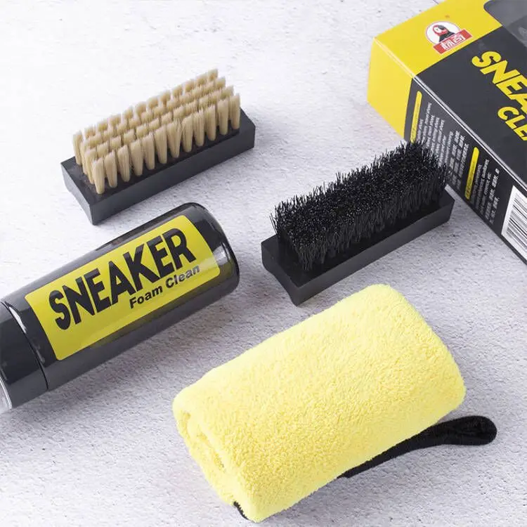 Bezwodny piankowy środek do cz – Sneaker Care Cleaner recenzja i cena
